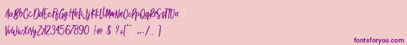 Weitere Informationen zur Gook Kitt Personal Use-Schriftart Gook Kitt Personal Use-Schriftart – Violette Schriften auf rosa Hintergrund
