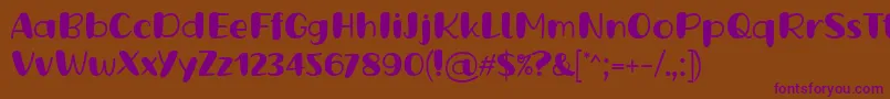 Grande October Three Regular Font by Situjuh 7NTypes-Schriftart – Violette Schriften auf braunem Hintergrund