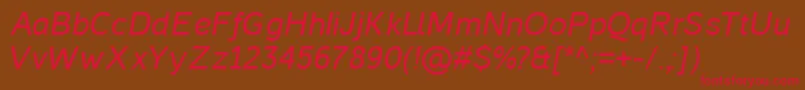 Czcionka CasperItalic – czerwone czcionki na brązowym tle