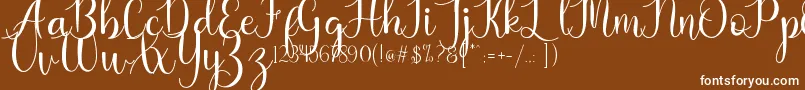フォントKaylia – 茶色の背景に白い文字