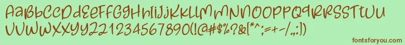 フォントKayskew October Eleven Font by Situjuh 7NTypes – 緑の背景に茶色のフォント