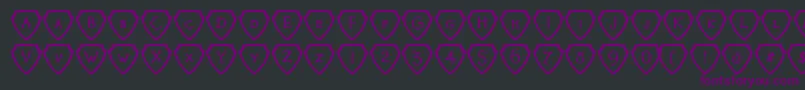 En savoir plus sur la police Knights Quest Shielded Police Knights Quest Shielded – polices violettes sur fond noir