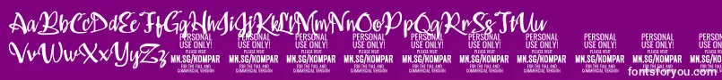 Weitere Informationen zur Kompar Medium PERSONAL USE ONLY-Schriftart Kompar Medium PERSONAL USE ONLY-Schriftart – Weiße Schriften auf violettem Hintergrund