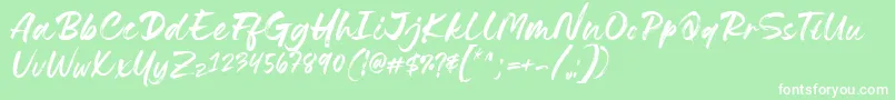 Czcionka Lovely Boys Font by 7NTypes D – białe czcionki na zielonym tle