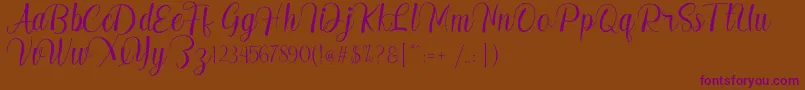 Подробнее о шрифте Madelyn Шрифт Madelyn – фиолетовые шрифты на коричневом фоне