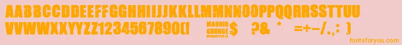 Madrid Grunge-Schriftart – Orangefarbene Schriften auf rosa Hintergrund