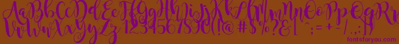 magnolia sky-fontti – violetit fontit ruskealla taustalla