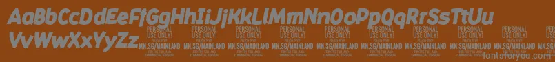 Шрифт MainlandBlackItalic PERSONAL – серые шрифты на коричневом фоне