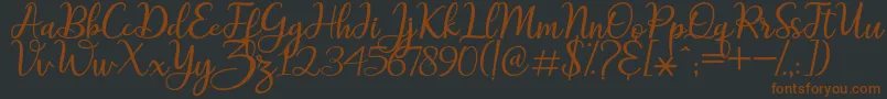 maitlyn script2-fontti – ruskeat fontit mustalla taustalla