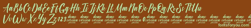 Fonte Manhattan Typeface Demo – fontes verdes em um fundo marrom