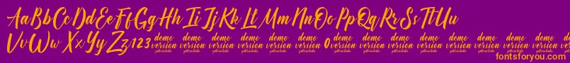 Manhattan Typeface Demo-fontti – oranssit fontit violetilla taustalla