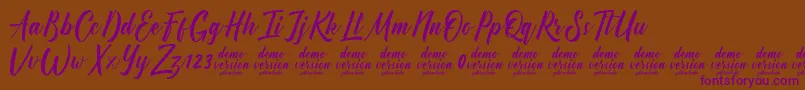 Police Manhattan Typeface Demo – polices violettes sur fond brun