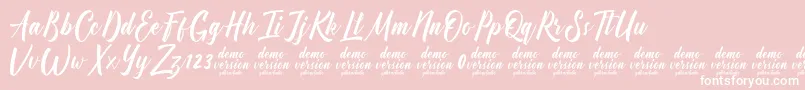 Manhattan Typeface Demo-Schriftart – Weiße Schriften auf rosa Hintergrund