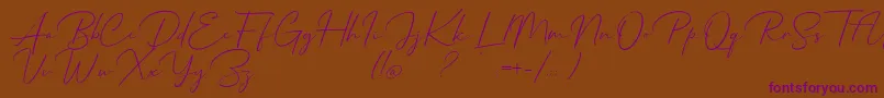 Mathanifo Script dafont-Schriftart – Violette Schriften auf braunem Hintergrund