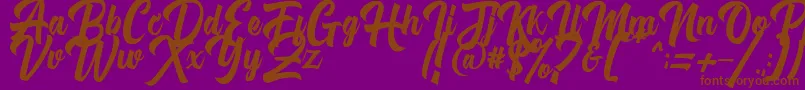 fuente Michail Script FPU – Fuentes Marrones Sobre Fondo Morado