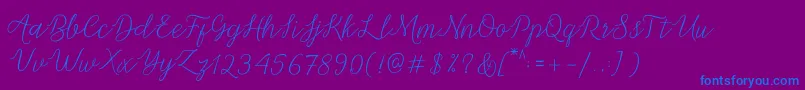 En savoir plus sur la police Michella Script Police Michella Script – polices bleues sur fond violet