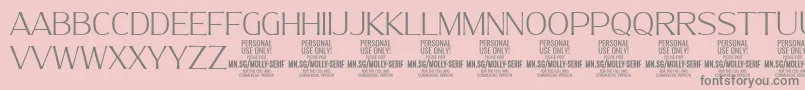 MollySerifN Th PERSONAL-Schriftart – Graue Schriften auf rosa Hintergrund