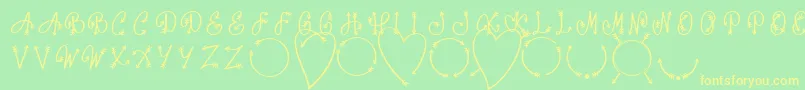 Monorow One Font D by 7NTypes-Schriftart – Gelbe Schriften auf grünem Hintergrund