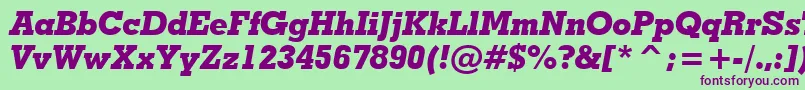 Czcionka GeometricSlabserif703ExtraBoldItalicBt – fioletowe czcionki na zielonym tle
