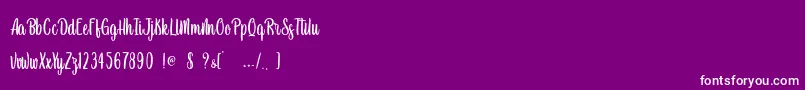 Newest Oldest   Personal Use-Schriftart – Weiße Schriften auf violettem Hintergrund