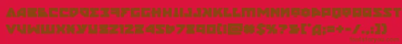 nyetbold-Schriftart – Braune Schriften auf rotem Hintergrund