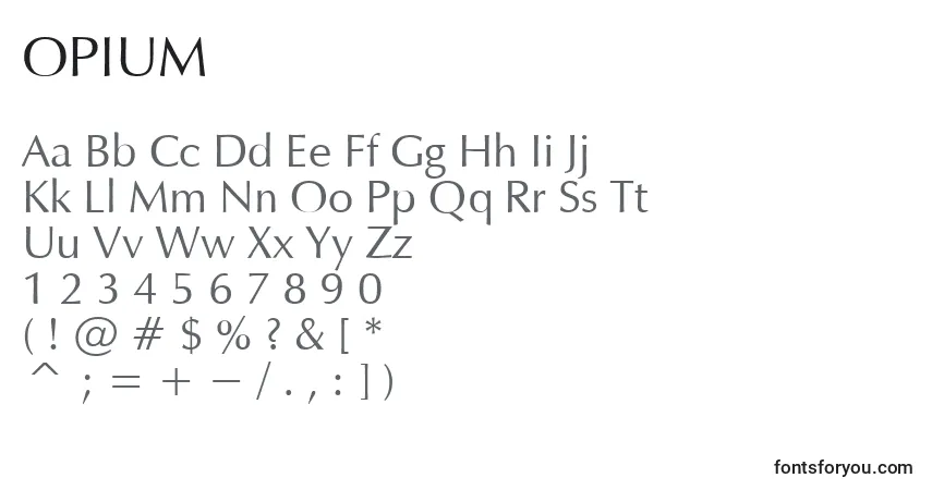 A fonte OPIUM (136161) – alfabeto, números, caracteres especiais