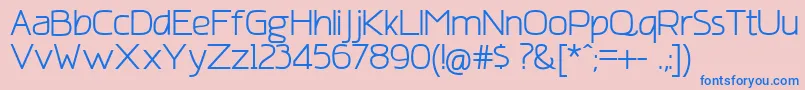 AmatracaGrotesqueNormal-Schriftart – Blaue Schriften auf rosa Hintergrund