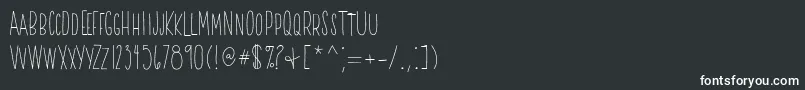 Lisätietoja Pumpkin Pie Lattes FREE-fontista Pumpkin Pie Lattes FREE-fontti – valkoiset fontit mustalla taustalla