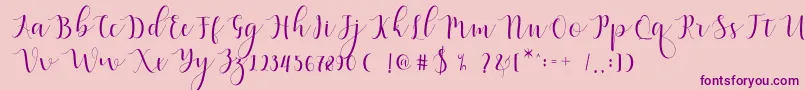 Qatielia Scriptフォントについての詳細 フォントQatielia Script – ピンクの背景に紫のフォント