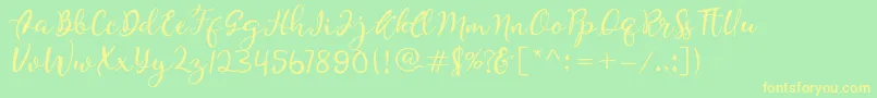 Quiche Font – Yellow Fonts on Green Background