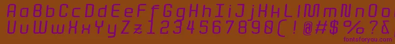 Czcionka Quota BoldItalicExt  – fioletowe czcionki na brązowym tle