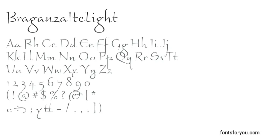 Schriftart BraganzaItcLight – Alphabet, Zahlen, spezielle Symbole