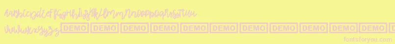 Czcionka Rhiner – różowe czcionki na żółtym tle