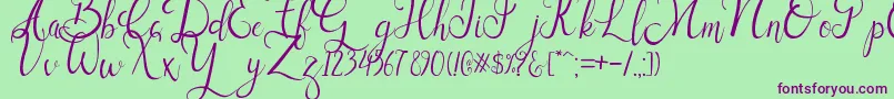 Sallisa-fontti – violetit fontit vihreällä taustalla