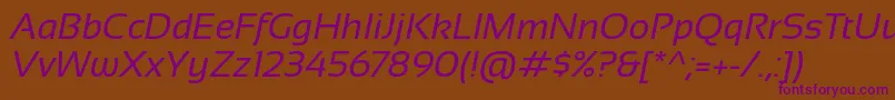 Sansation Italic-Schriftart – Violette Schriften auf braunem Hintergrund