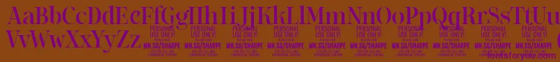 SharpeMe PERSONAL-Schriftart – Violette Schriften auf braunem Hintergrund
