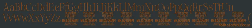 Weitere Informationen zur SharpeTh PERSONAL-Schriftart SharpeTh PERSONAL-Schriftart – Braune Schriften auf schwarzem Hintergrund