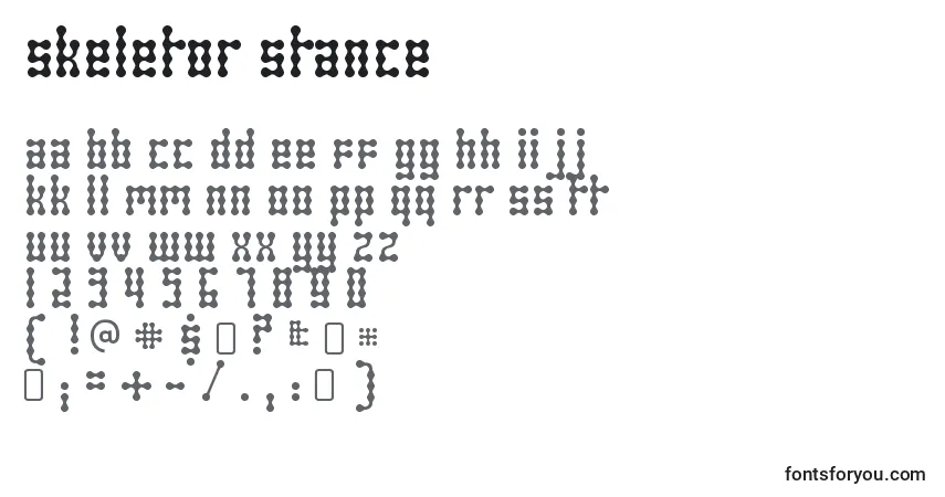 Schriftart Skeletor stance – Alphabet, Zahlen, spezielle Symbole