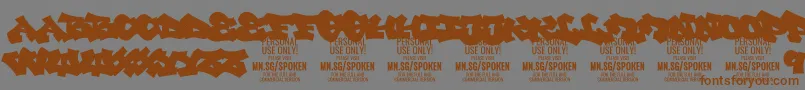 SpokenPlain PERSONAL-Schriftart – Braune Schriften auf grauem Hintergrund