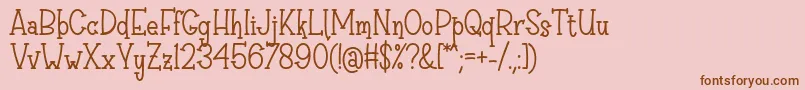 Czcionka Sri Muliyo Font by Rifki 7NTypes – brązowe czcionki na różowym tle