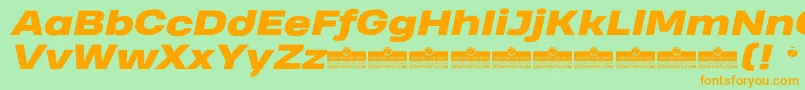 フォントHeadingProWideHeavyItalicTrial – オレンジの文字が緑の背景にあります。