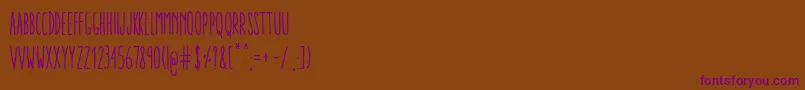 Czcionka AracneUltraCondensedRegular – fioletowe czcionki na brązowym tle