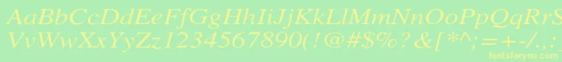 Fonte XeroxSerifWideItalic – fontes amarelas em um fundo verde