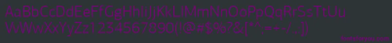 フォントPfagorasansproLight – 黒い背景に紫のフォント