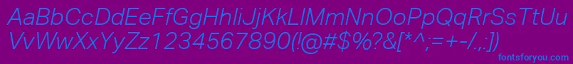 フォントAktivgroteskcorpLightitalic – 紫色の背景に青い文字