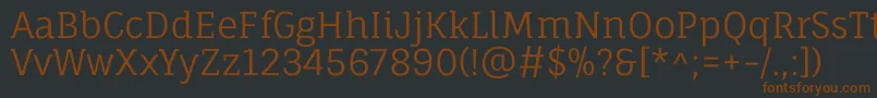 Шрифт FaunaoneRegular – коричневые шрифты на чёрном фоне