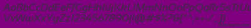 SansationItalic-fontti – mustat fontit violetilla taustalla