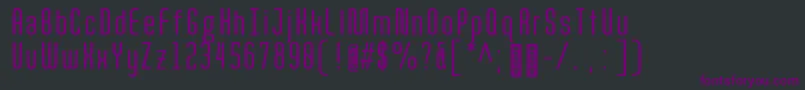 Czcionka QuotaRegularcond. – fioletowe czcionki na czarnym tle