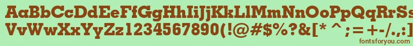 Fonte GeometricSlabserif703ExtraBoldBt – fontes marrons em um fundo verde