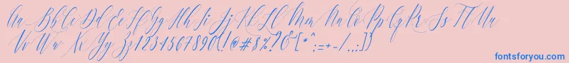 Czcionka CharlotteCalligraphySlantR1 – niebieskie czcionki na różowym tle